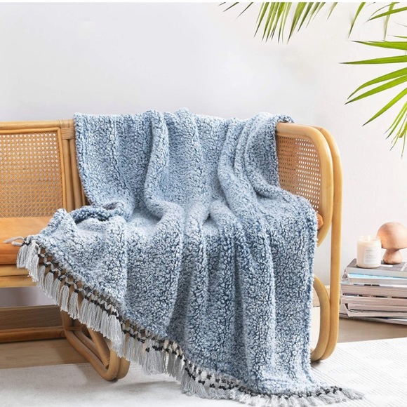Light Blue Farmhouse Boho Sherpa Cold Weather Cute Tassel Sofa Throw Blanket - Picture 8 of 8
